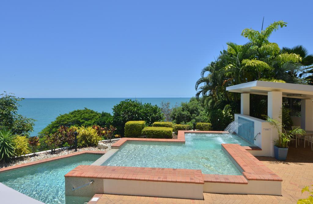 Bellevue At Trinity Beach Exterior photo